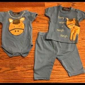 Mudpie 3 Piece Horse Set